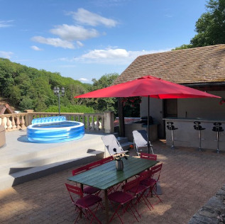 terrasse avec piscine